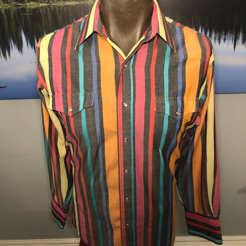 Wrangler Pearl Snap Button Down